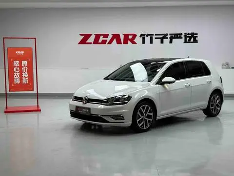 Volkswagen Golf 2020