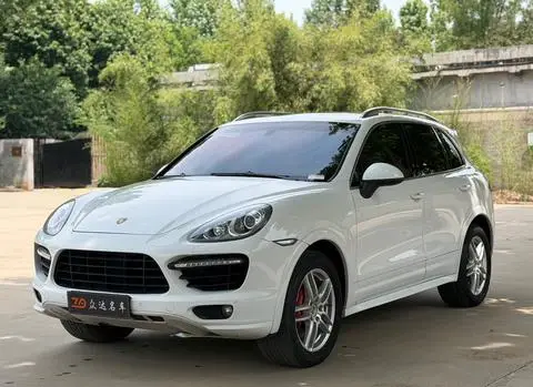Porsche Cayenne 2014 — фото 1