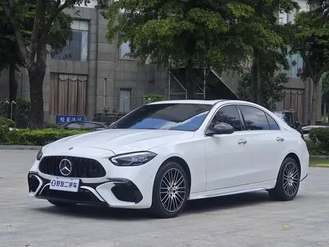 Mercedes-Benz C-Class 2022