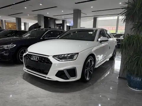 Audi A4L 2020 — фото 1