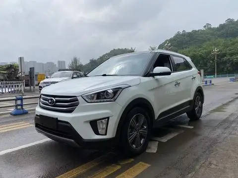 Hyundai ix25 2015