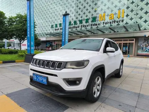 Jeep 指南者 2017