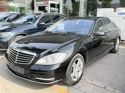 Mercedes-Benz S-Class 2010