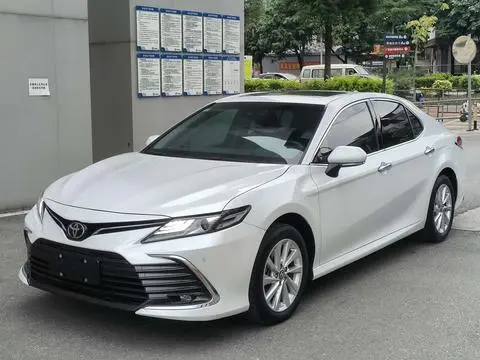 Toyota Camry 2021