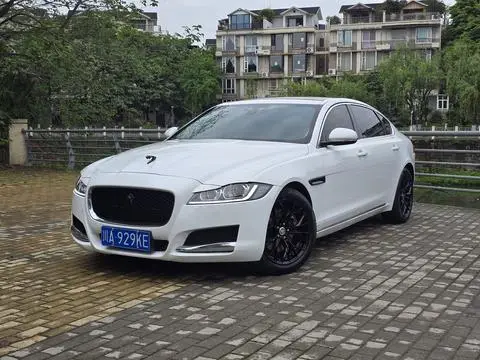 Jaguar XFL 2018
