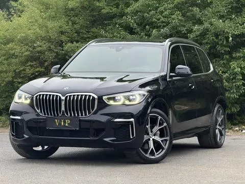 BMW X5 2022 — фото 1