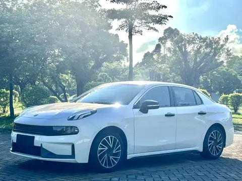 Lynk & Co 03 2022