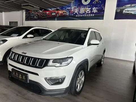 Jeep 指南者 2017