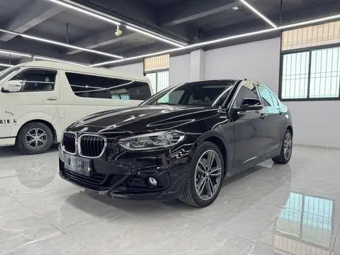 BMW 1 Series 2018 — фото 1