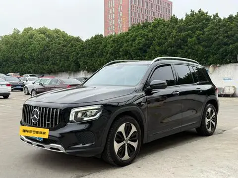 Mercedes-Benz GLB 2021