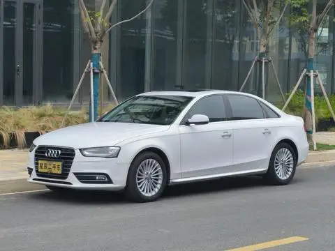 Audi A4L 2016