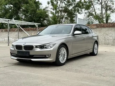 BMW 3 Series 2014 — фото 1