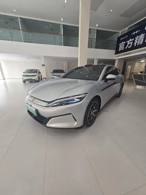 BYD Han L EV 2025