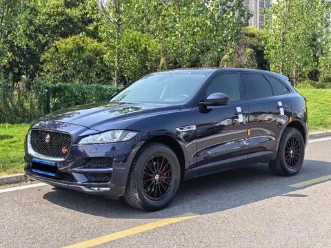 Jaguar F-PACE 2018