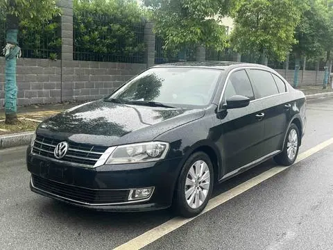 Volkswagen Lavida 2013