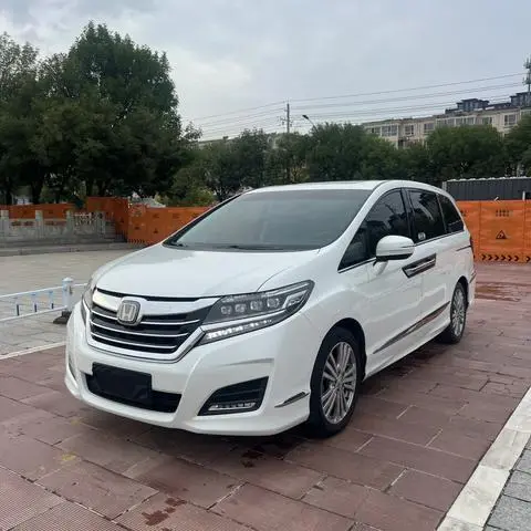Honda 艾力绅 2016
