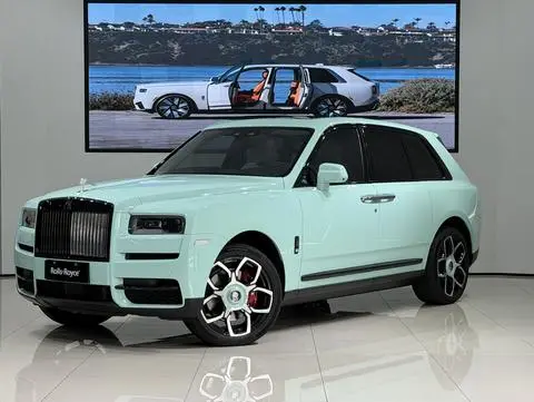 Rolls Royce Cullinan 2018