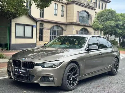 BMW 3 Series 2018 — фото 1