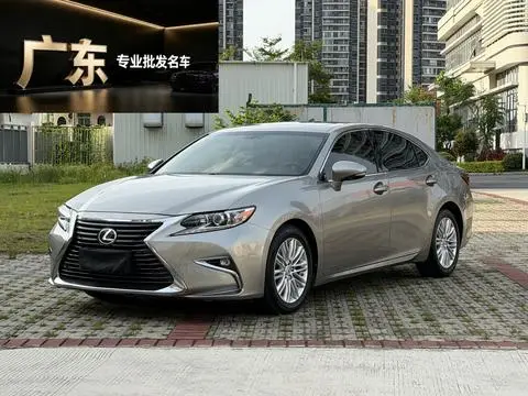 Lexus ES 2015