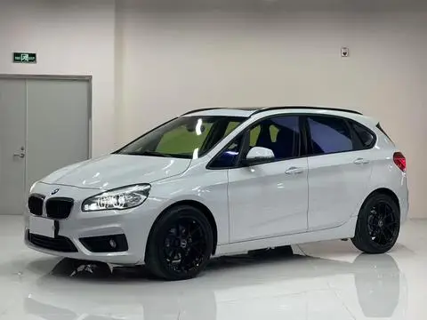 BMW 2 Series 旅行车 2016