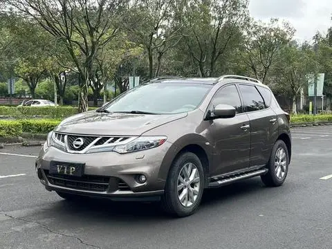 Nissan 楼兰 2011