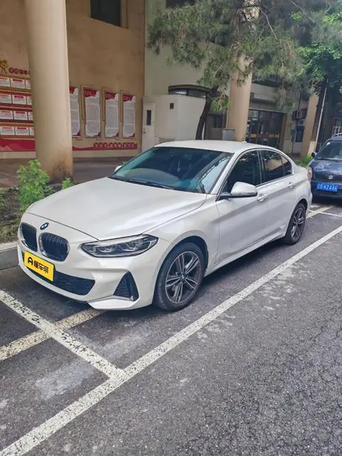 BMW 1 Series 2021