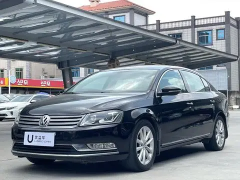Volkswagen Magotan 2012