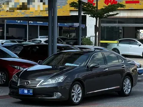 Lexus ES 2010
