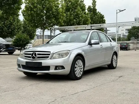 Mercedes-Benz C-Class 2010
