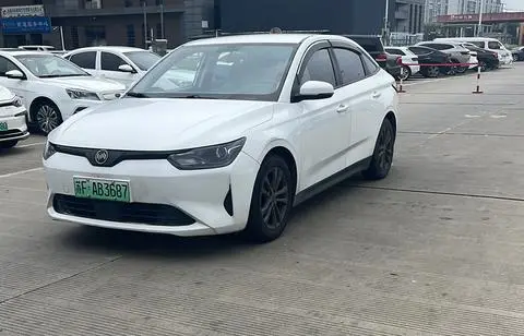 Weltmeister 威马E.5 2022