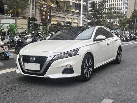 Nissan Teana 2021