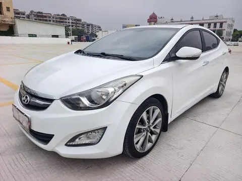 Hyundai Elantra Langdong 2015