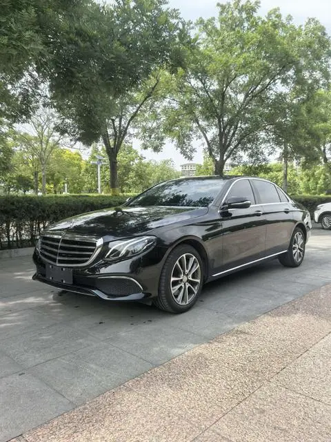 Mercedes-Benz E-Class 2016 — фото 1