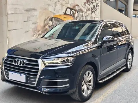 Audi Q7 2016 — фото 1