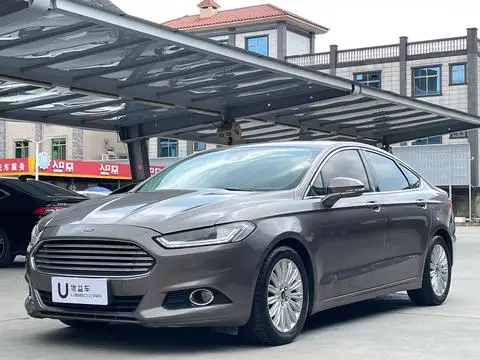 Ford 蒙迪欧 2013