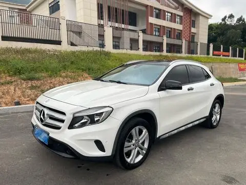 Mercedes-Benz GLA 2016