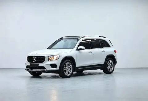 Mercedes-Benz GLB 2021
