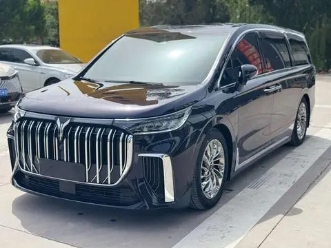 Voyah 梦想家 PHEV 2024