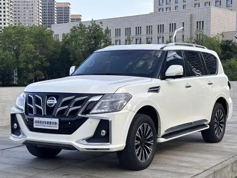 Nissan 途乐 2018 — фото 1