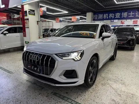 Audi Q3 2022