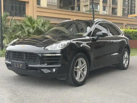 Porsche Macan 2014