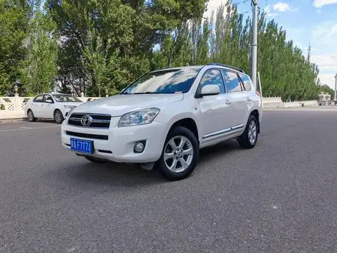 Toyota RAV4 2011