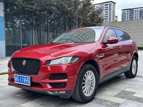Jaguar F-PACE 2016