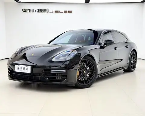 Porsche Panamera 2022