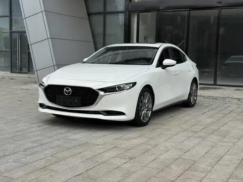 Mazda 3 昂克赛拉 2022 — фото 1
