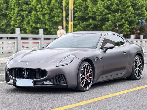 Maserati GranTurismo 2024