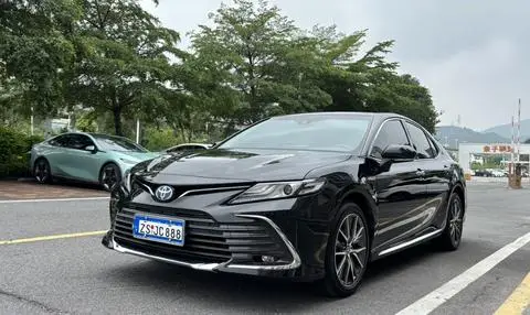 Toyota Camry 2023