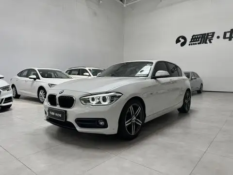 BMW 1 Series 2018 — фото 1