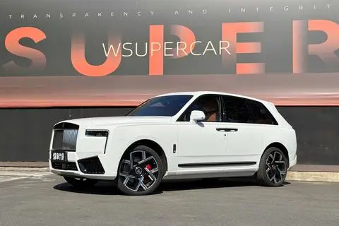 Rolls Royce Cullinan 2025