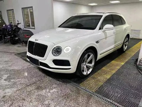 Bentley 添越 2018